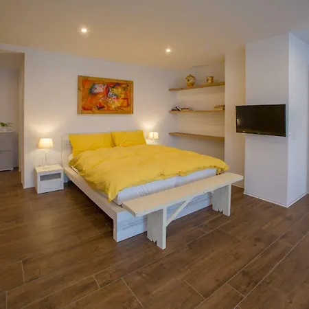 Apartament Scarpape